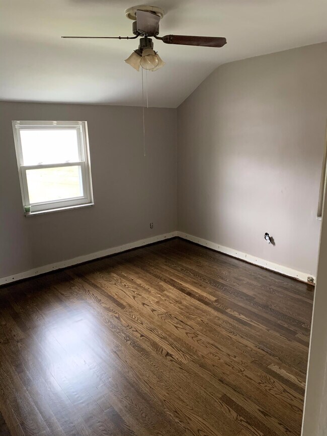 Building Photo - 7467 Church St