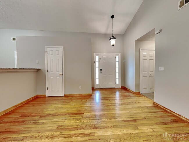 Building Photo - 142 Williamsburg Way Winder GA