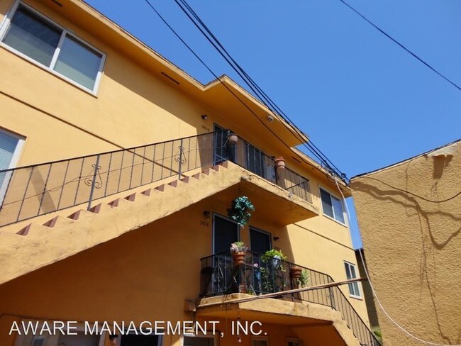 Foto del edificio - 3814-3818 Boundary St