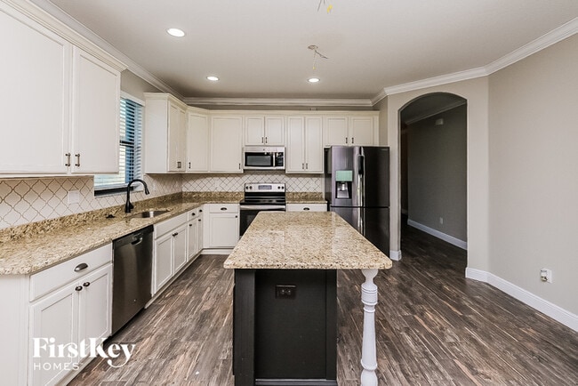 Building Photo - 153 Elina Sky Dr