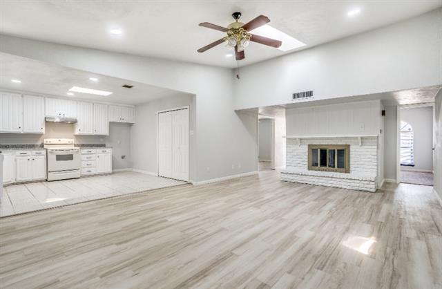 Foto del edificio - 3722 Cumberland Ln