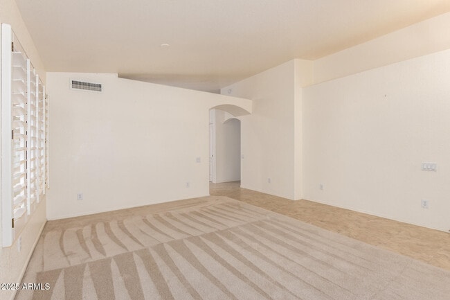 Building Photo - 6195 W Blackhawk Dr