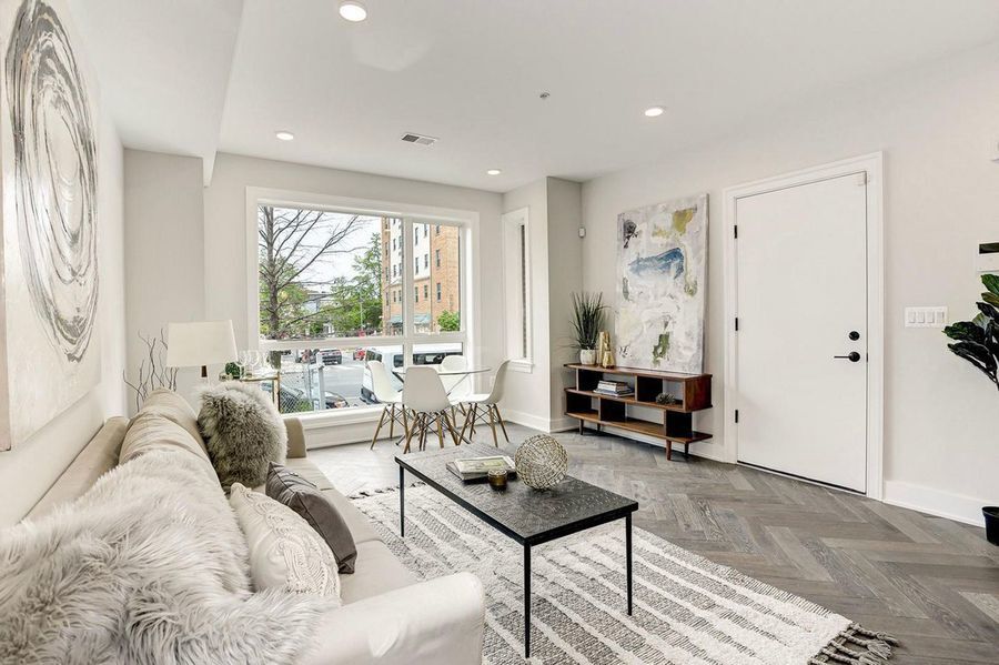 Primary Photo - Modern 2 Bedroom Condo in Columbia Heights...