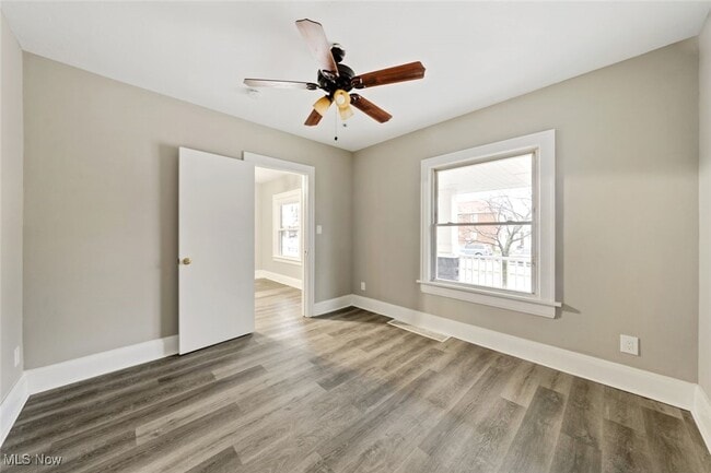 Building Photo - 2233 Bunts Rd