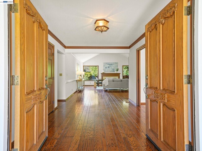 Foto del edificio - 261 St Paul Dr