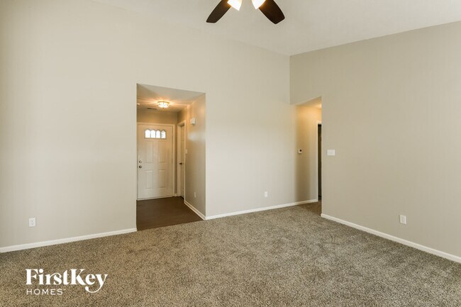 Building Photo - 12952 St Andrews Way