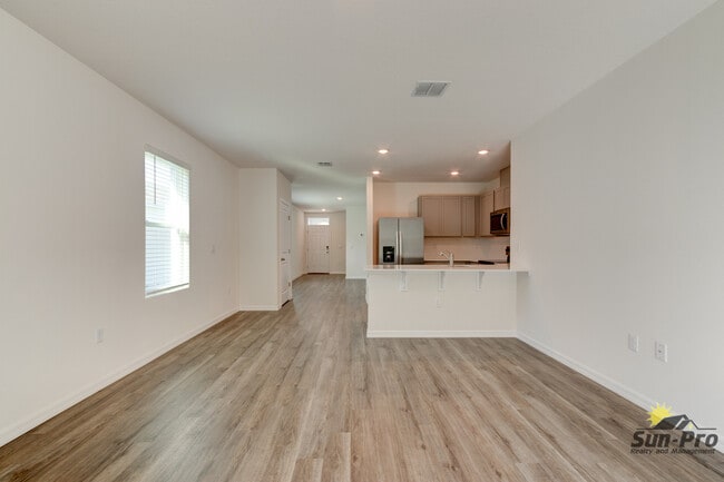 Foto del edificio - 982 Commons Way