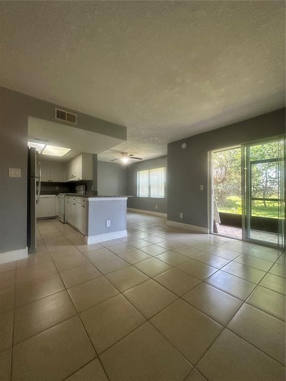Building Photo - 2401 Barley Club Ct