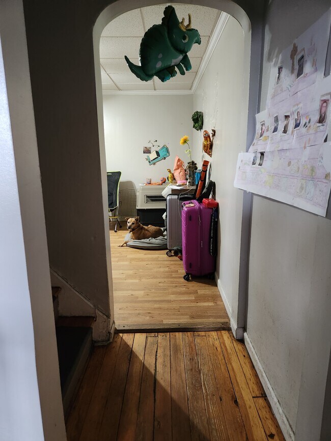 Foto del edificio - 4243 Gladstone St
