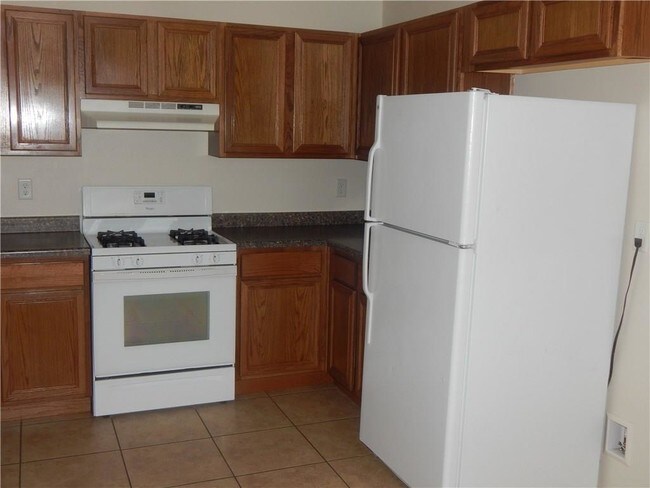 Building Photo - 14744 Mountain Breeze Ave