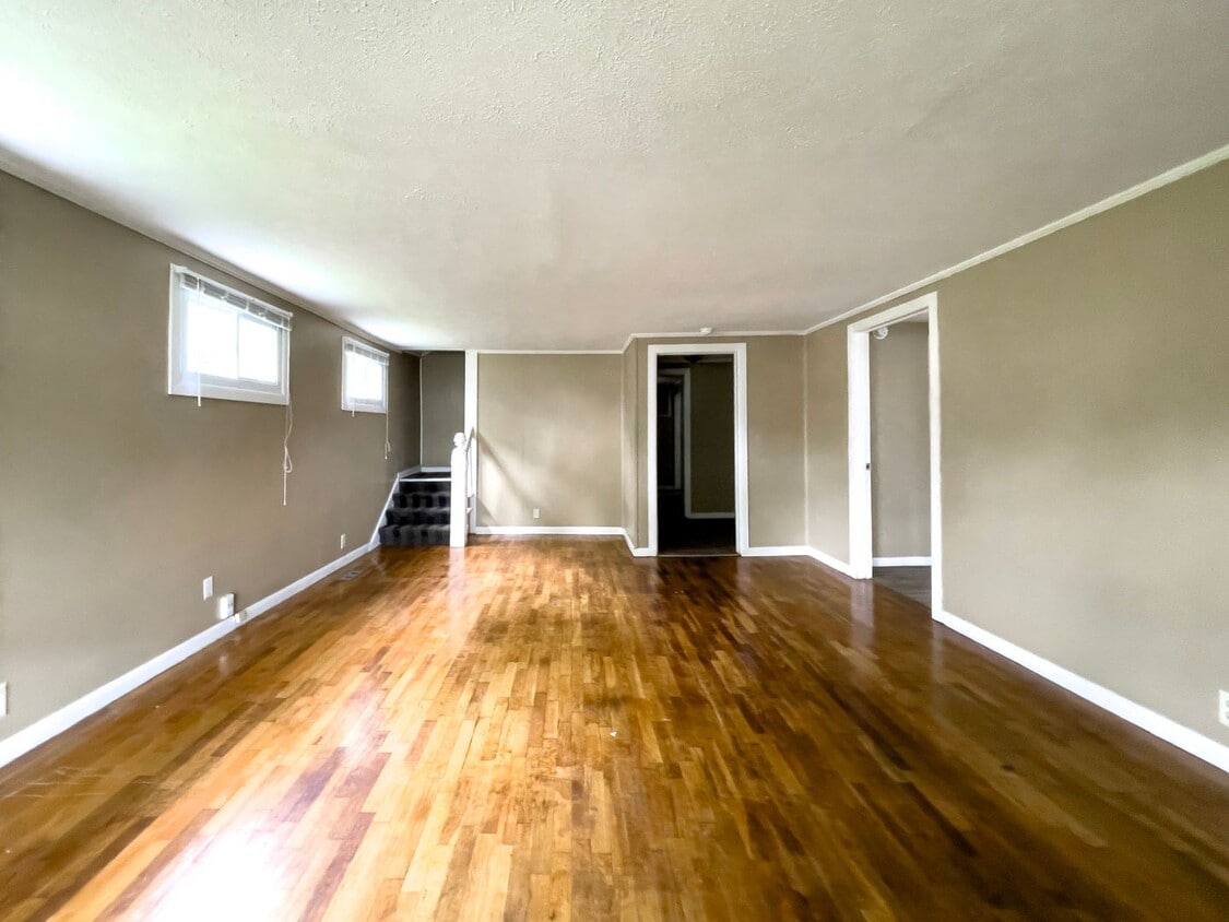 Primary Photo - Hardwood Floors