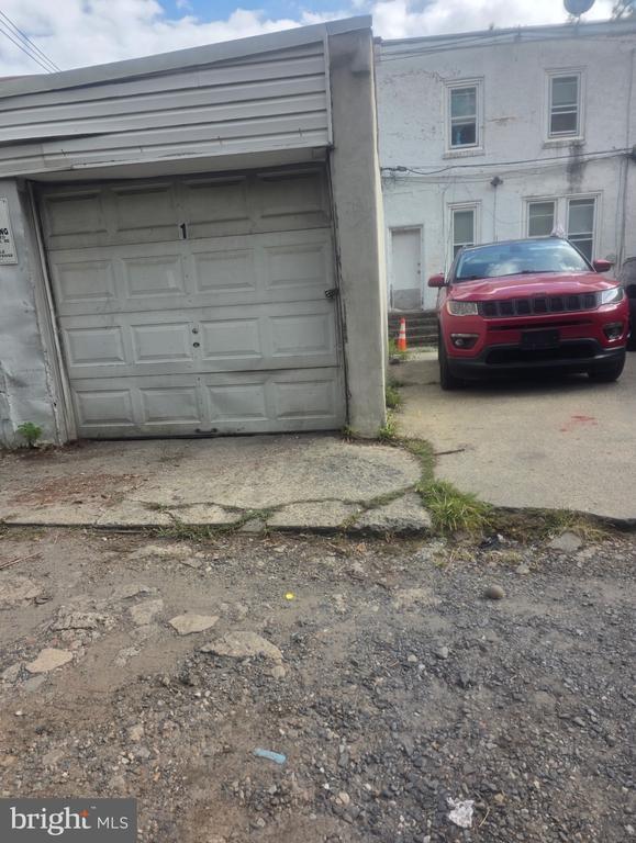 Foto del edificio - 4832 E Roosevelt Blvd