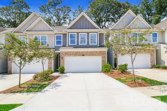 Interior Photo - Tricon Rosemary Park