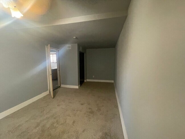 Foto del edificio - Large 3/2-Sam Houston Subdivision