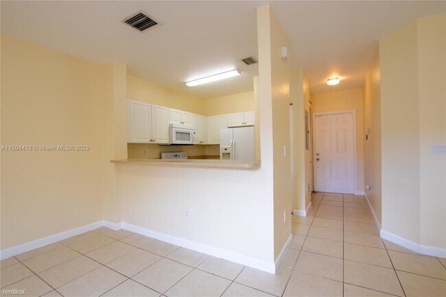 Foto del edificio - 3 br, 2 bath House - 1555 NE 33rd Rd # 113...