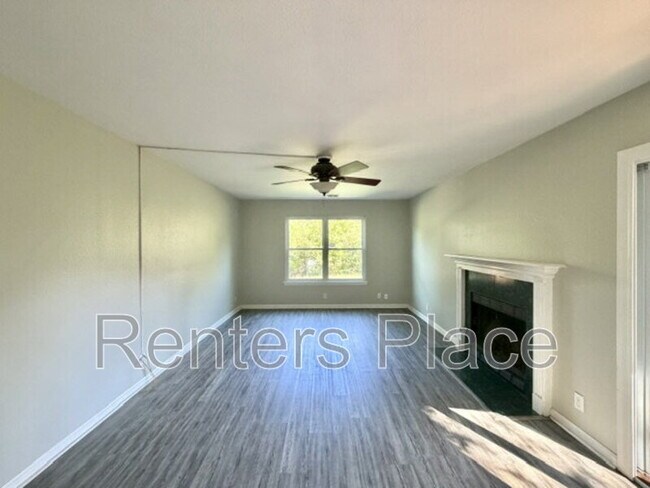 Foto del edificio - 5707 S Yukon Ave
