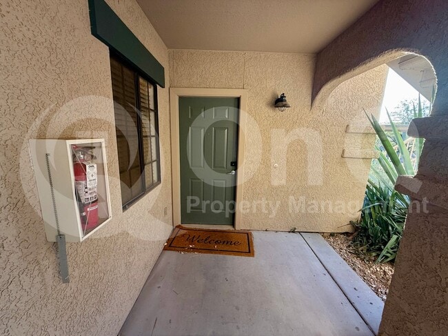 Building Photo - 101 S Players Club Dr