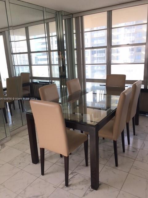 Foto del edificio - 230 174th St