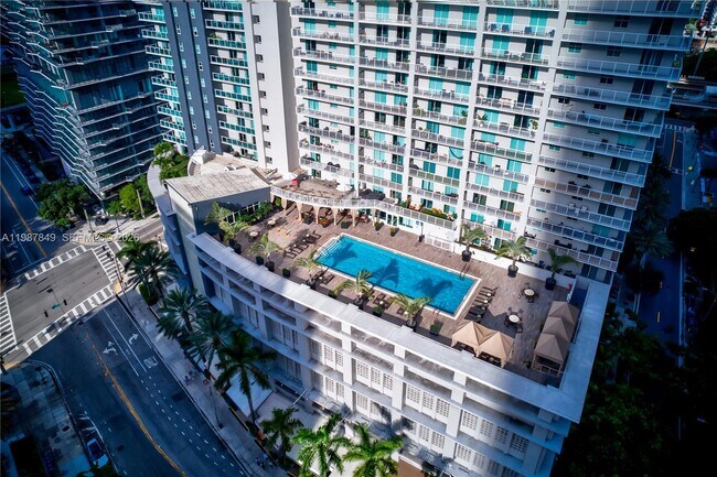 Foto del edificio - 1250 S Miami Ave