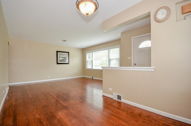 Foto del edificio - 812 Highland Ave