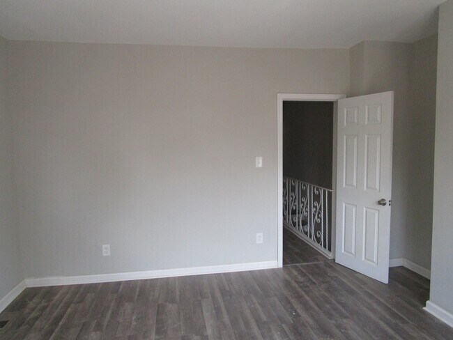 Front Porch Row - Oak Lane - Front Porch Row - Oak Lane House