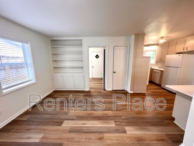 Foto del edificio - 4616 E 46th St
