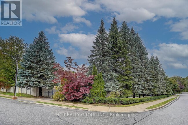 Building Photo - 193 The Bridle Path