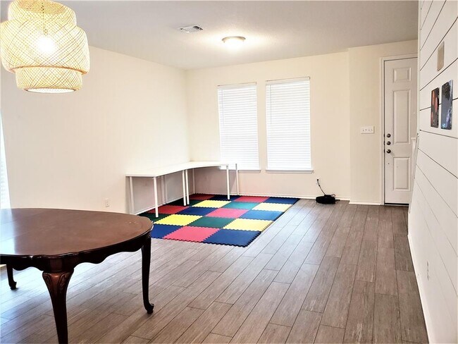 Foto del edificio - 1417 Macfarland St