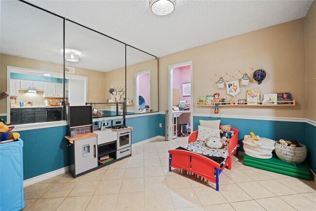 Foto del edificio - 1314 Town Cir