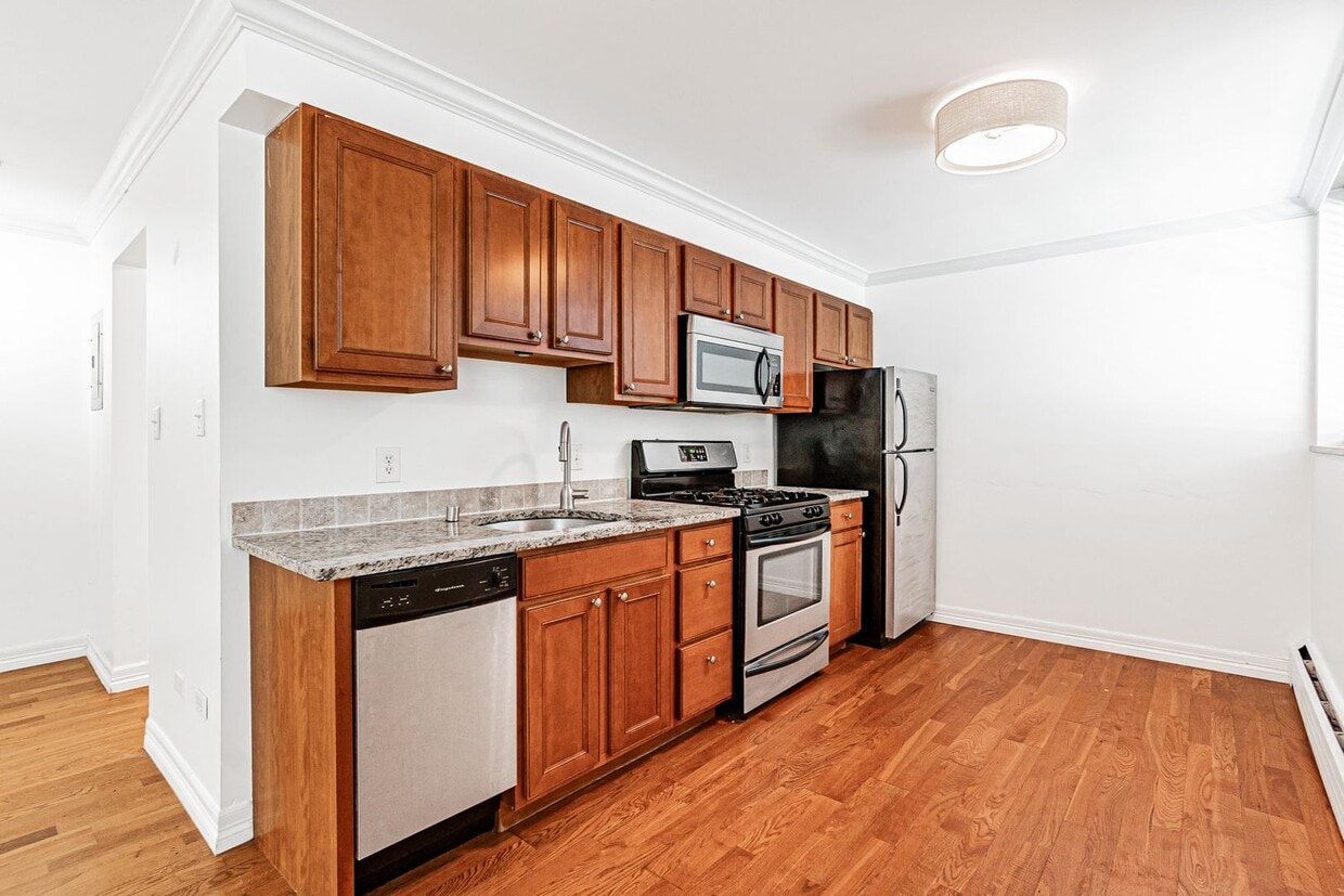 Primary Photo - Cozy Studio in Cheesman Park, with Washer ...