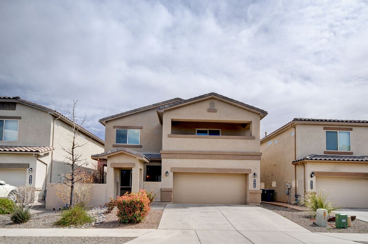 6948 Tombstone Rd NW, Albuquerque, NM 87114 House Rental in