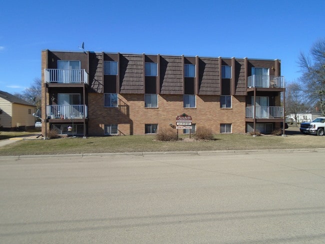 Apartamentos Andell - 305 12th St N