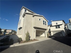 Building Photo - 313 Proctor