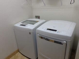 Building Photo - 7643 Bristol Cir