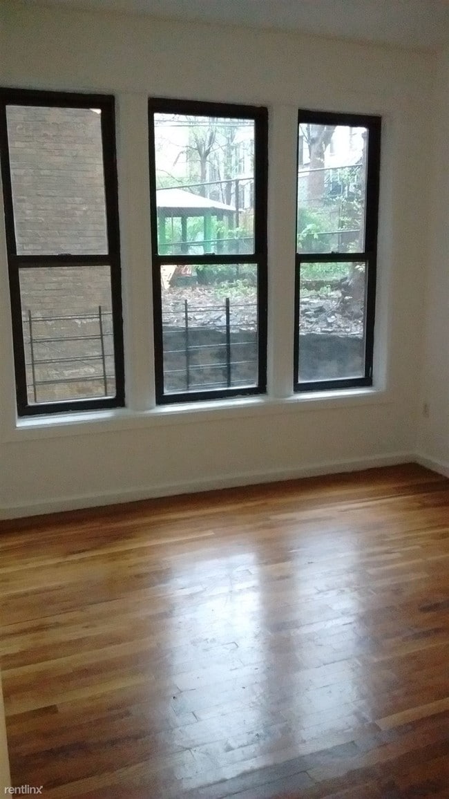 Building Photo - 460 W 152nd St