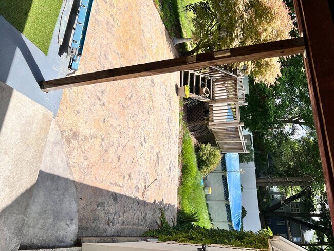 Foto del edificio - 109 2nd St