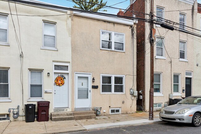 Foto del edificio - 39 W Front St