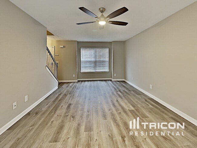 Building Photo - 231 Mary Joe Martin Dr