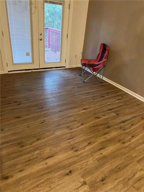 Building Photo - 1744 Vauxhall Dr