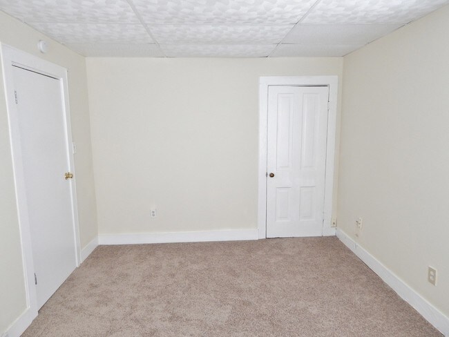 Building Photo - 335 Washington St. #2, Hampton, VA 23669