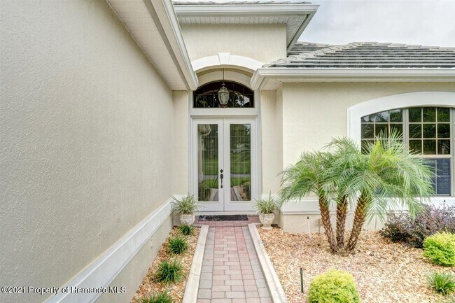 Building Photo - 9125 Penelope Dr