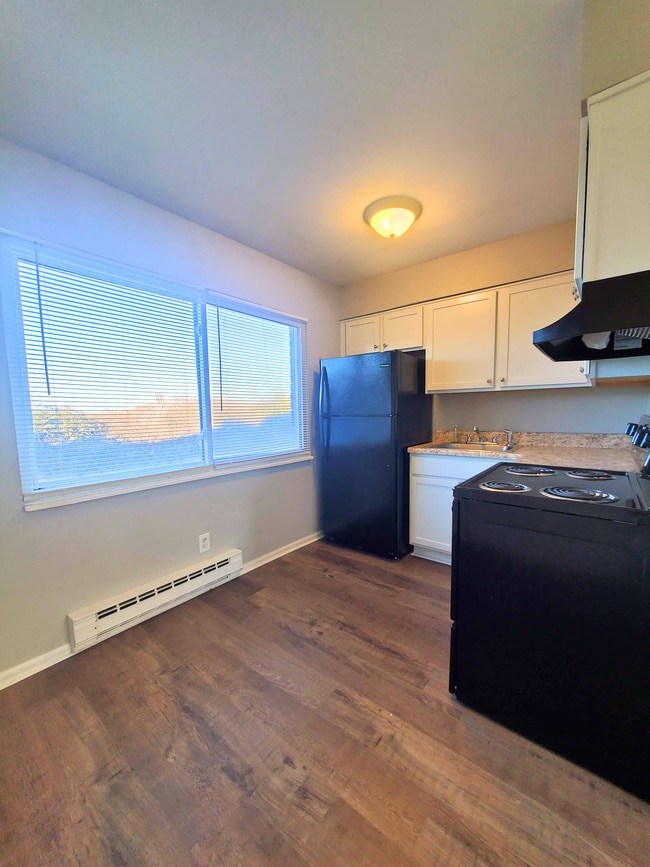 Building Photo - 2642 E Ocean View Ave