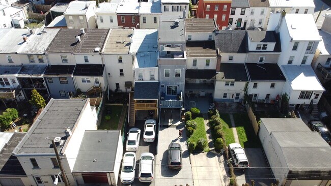 Foto del edificio - 174 Krams Ave