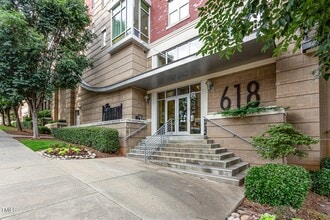Building Photo - 618 N Boylan Ave