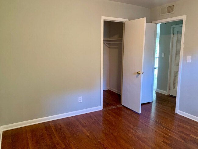 Building Photo - 1586 Line Street - Quadraplex