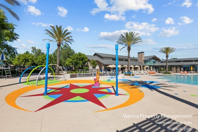 Foto del edificio - 829 Courtyards Loop