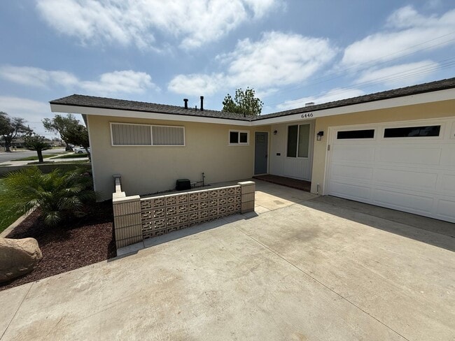 Building Photo - Updated 3 bedroom - 2 bathrooms house read...