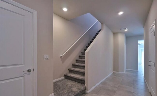 Foto del edificio - 8324 S Miller Ln