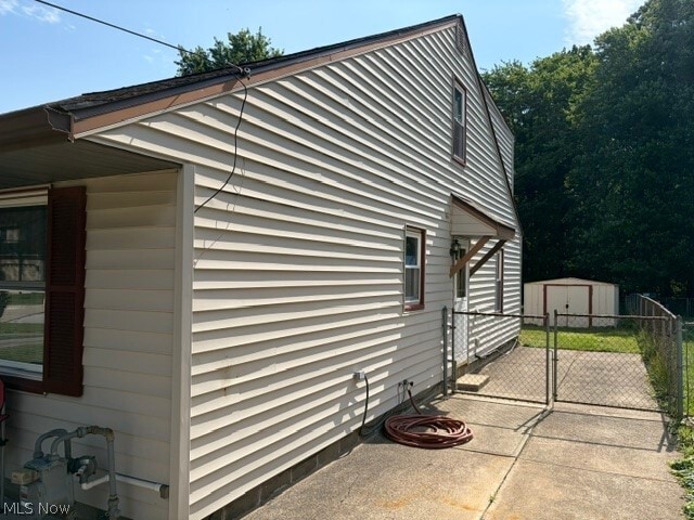 Building Photo - 5675 S Park Blvd