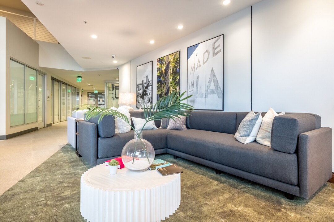 1111 Wilshire Apartments in Los Angeles, CA